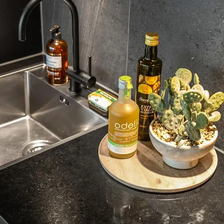 Rorbuleilighet Lysoya 1h * Henningsvær