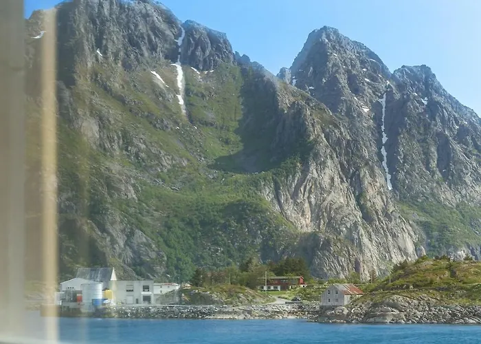 Rorbuleilighet Lysoya 1h * Henningsvær