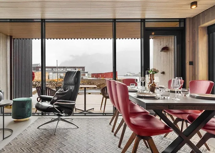 Rorbuleilighet Lysoya 1h * Henningsvær